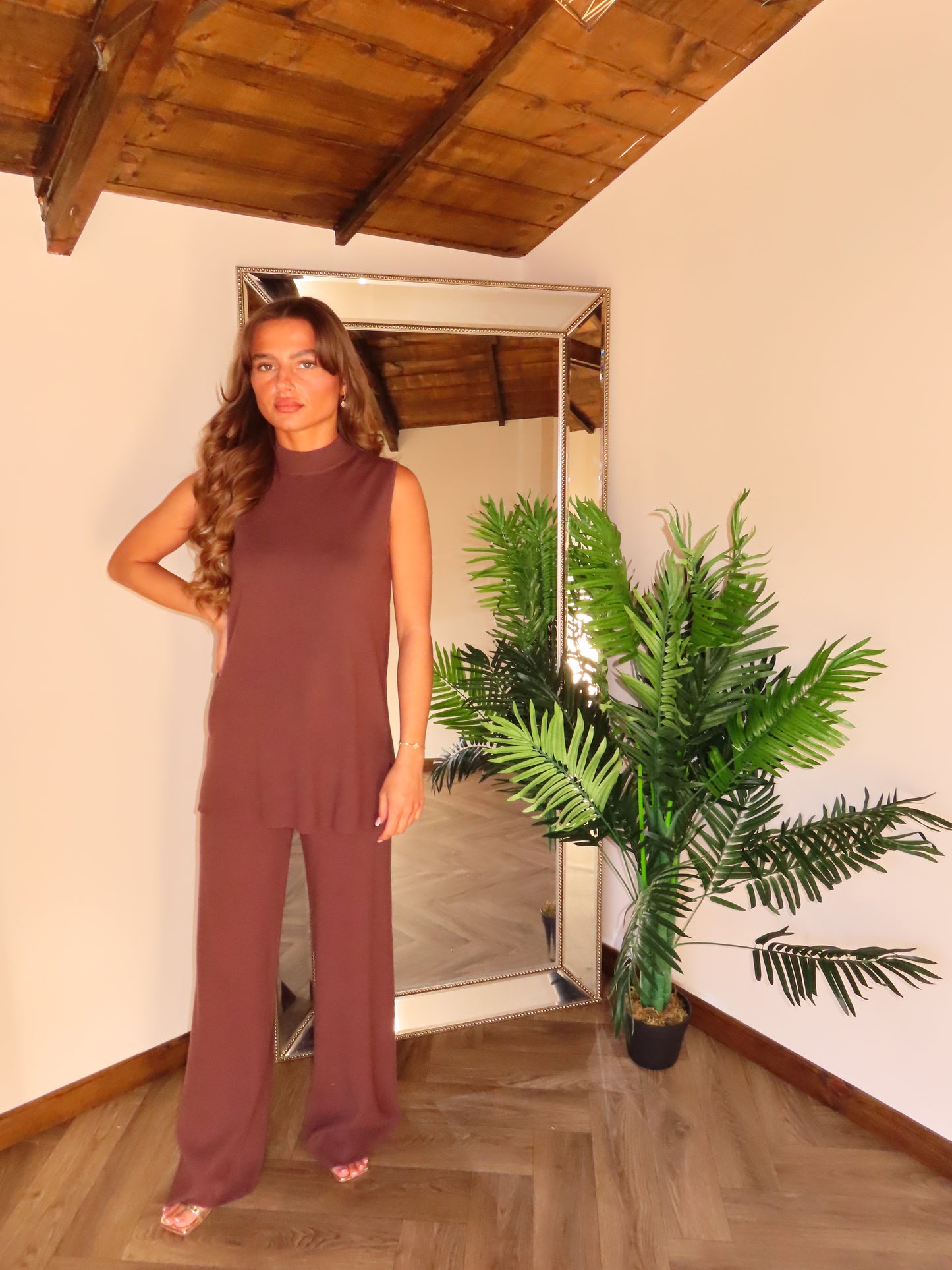 ELODIE Sleeveless High Neck Two Piece Set