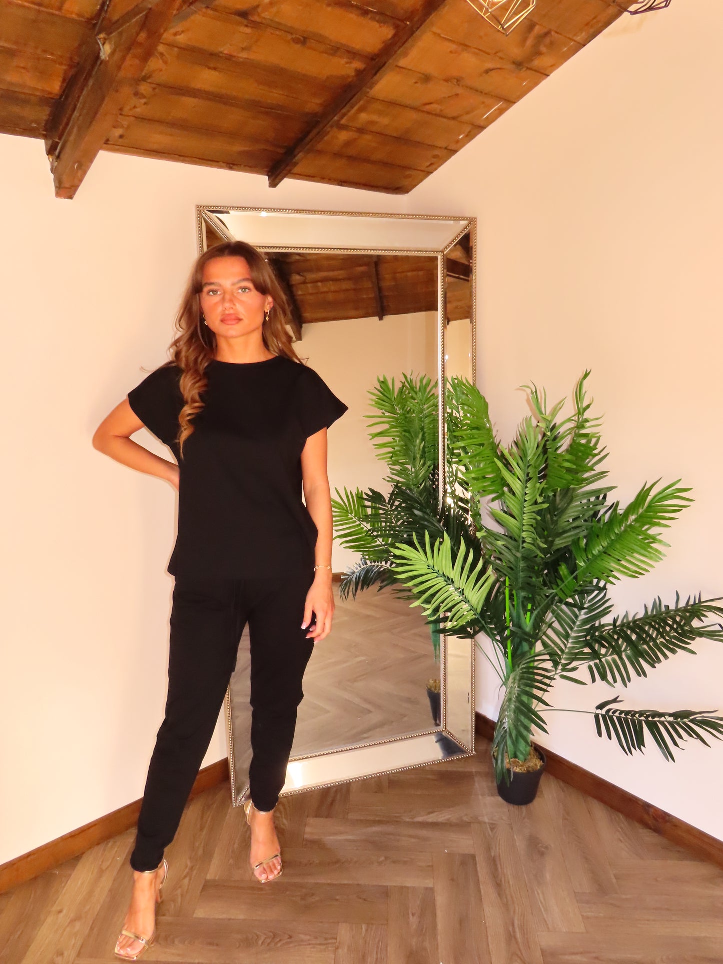 KAYLLA Short Sleeve Lounge Two Piece